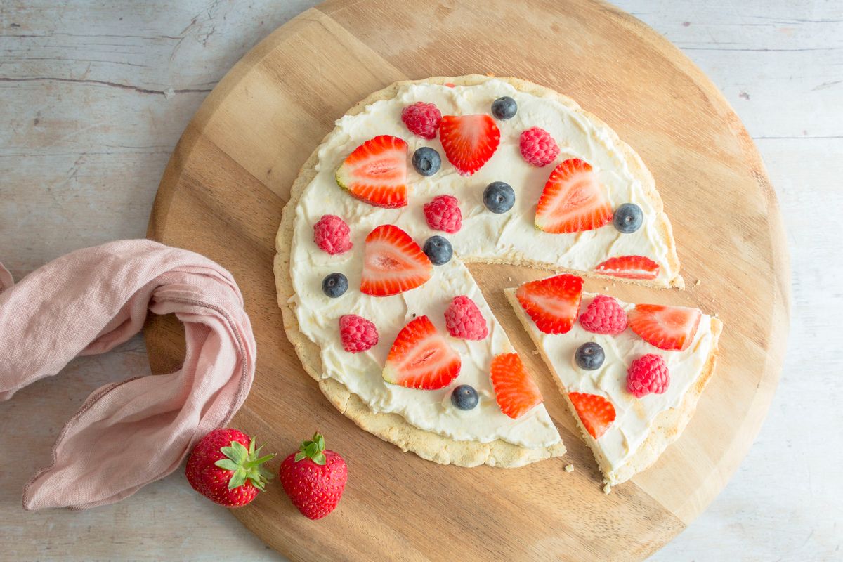 Low Carb Dessert Pizza