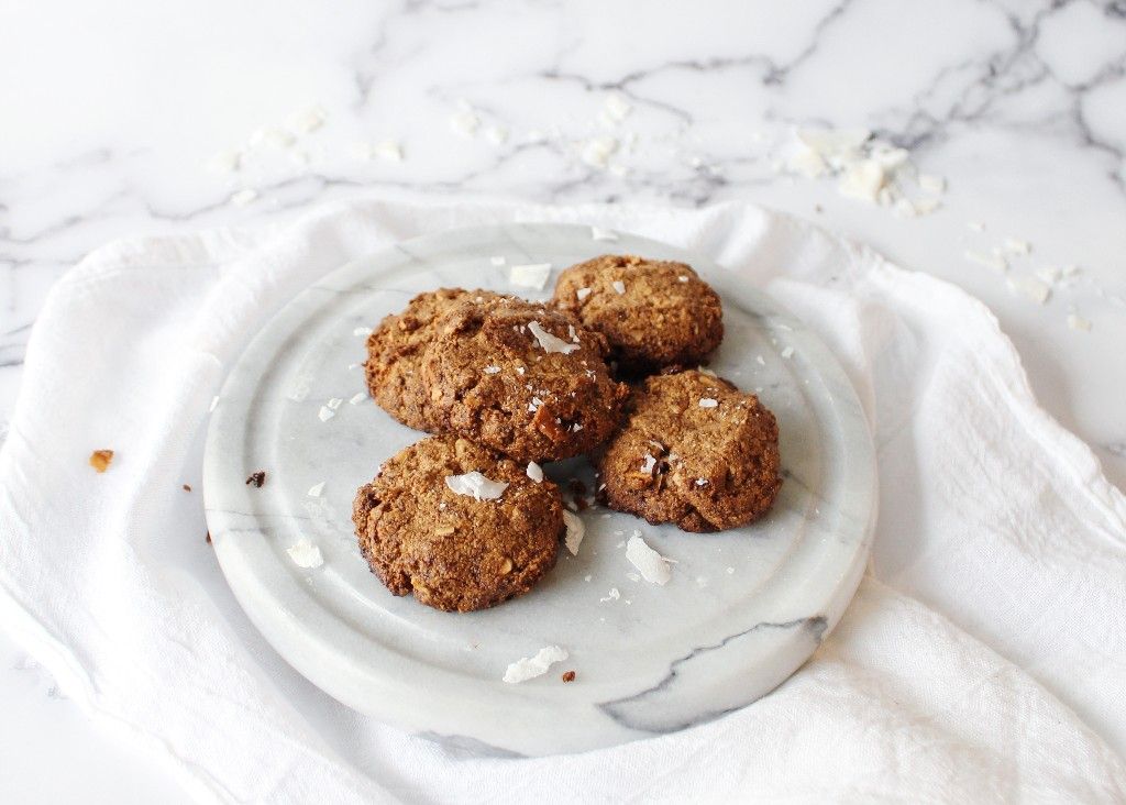 Keto Vegan Oatmeal Cookies