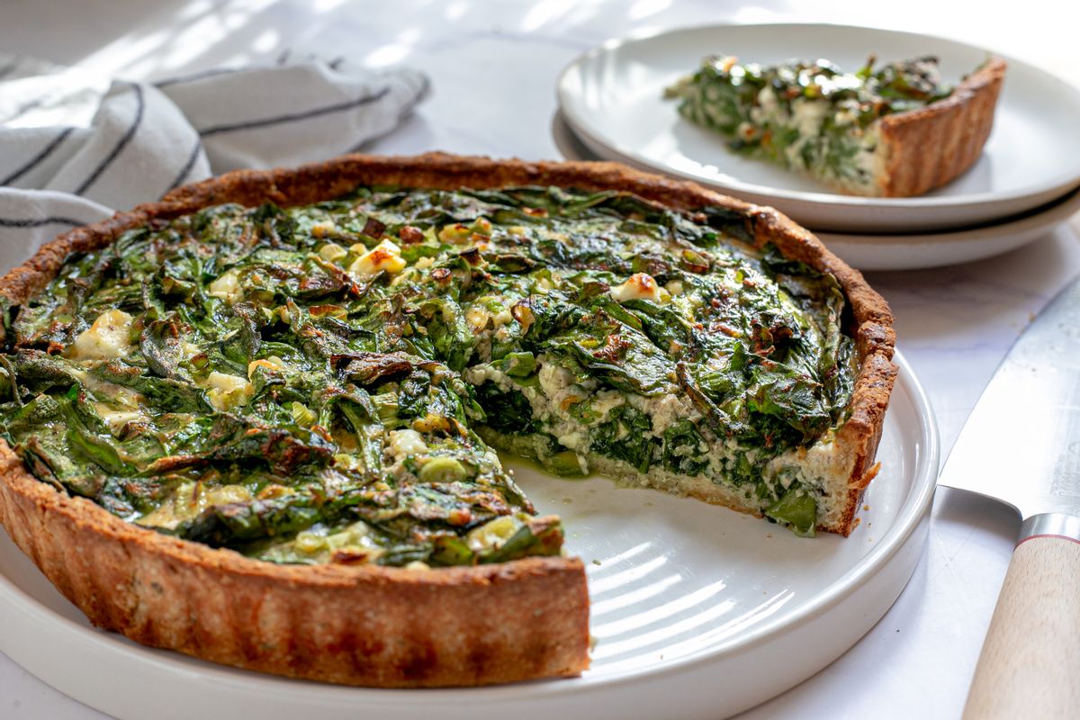 Healthy Keto Greek Spinach and Feta Pie (Spanakopita) | Carb Manager