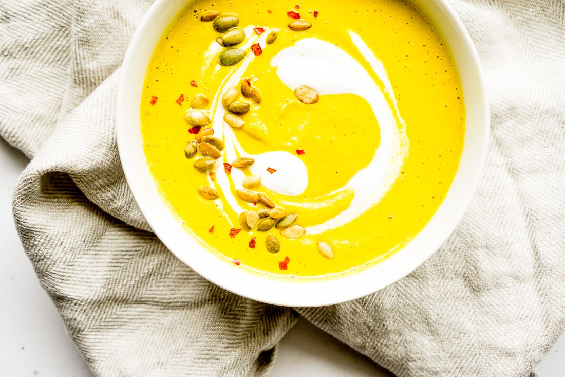 Low Carb Golden Milk Roasted Cauliflower Soup