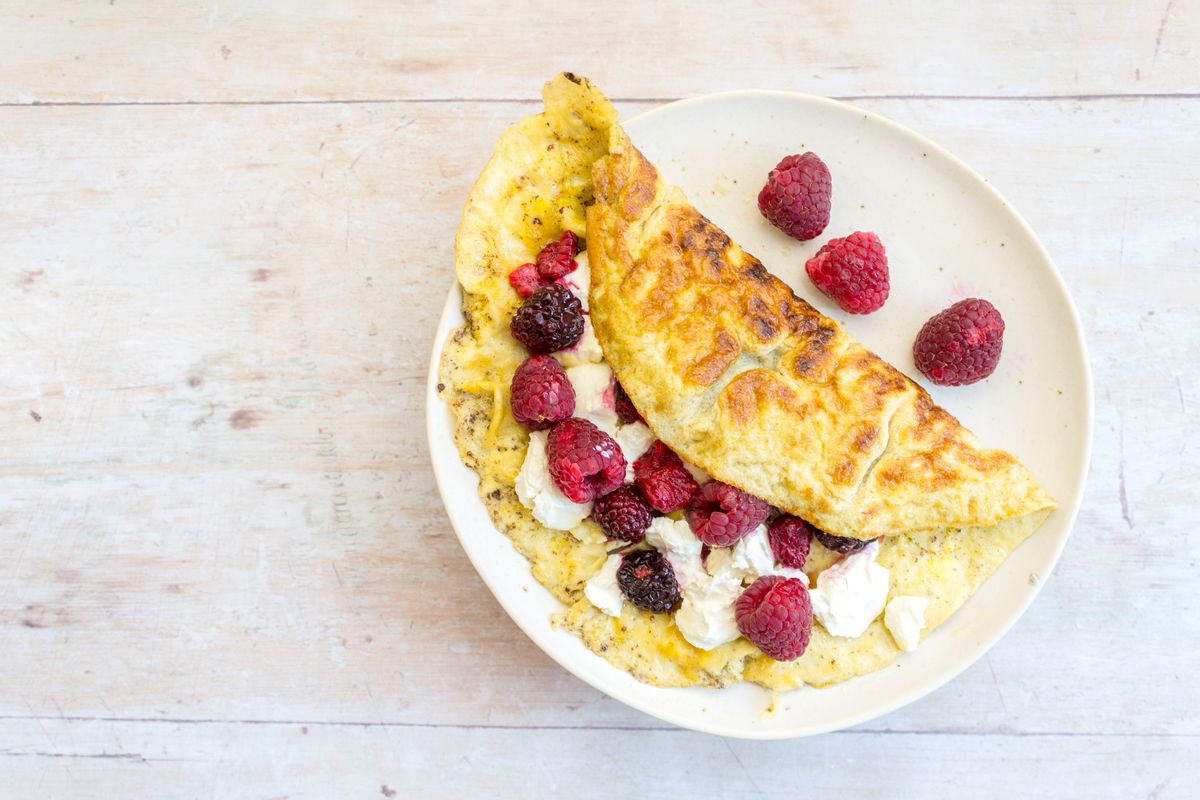 Keto Fruity Breakfast Omelette 