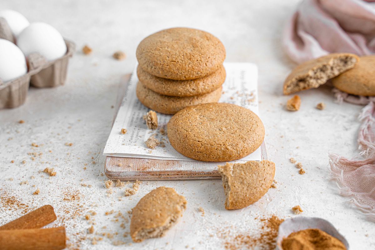 Keto 5-Ingredient Cinnamon Shortbread Cookies