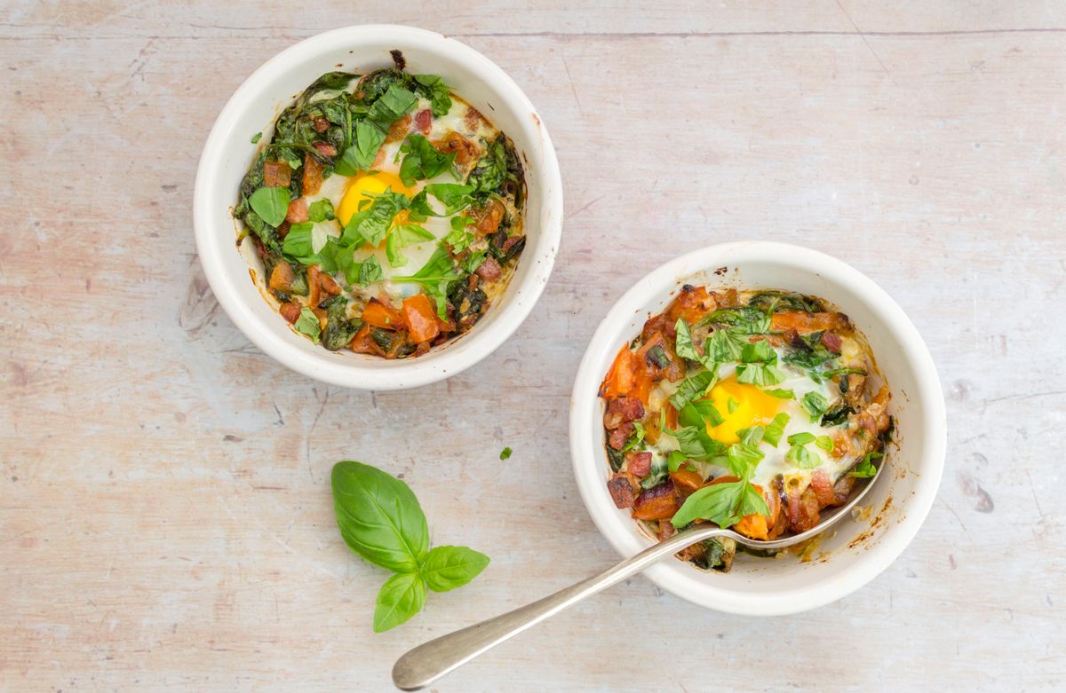 Low Carb Baked Eggs With Spinach And Pancetta