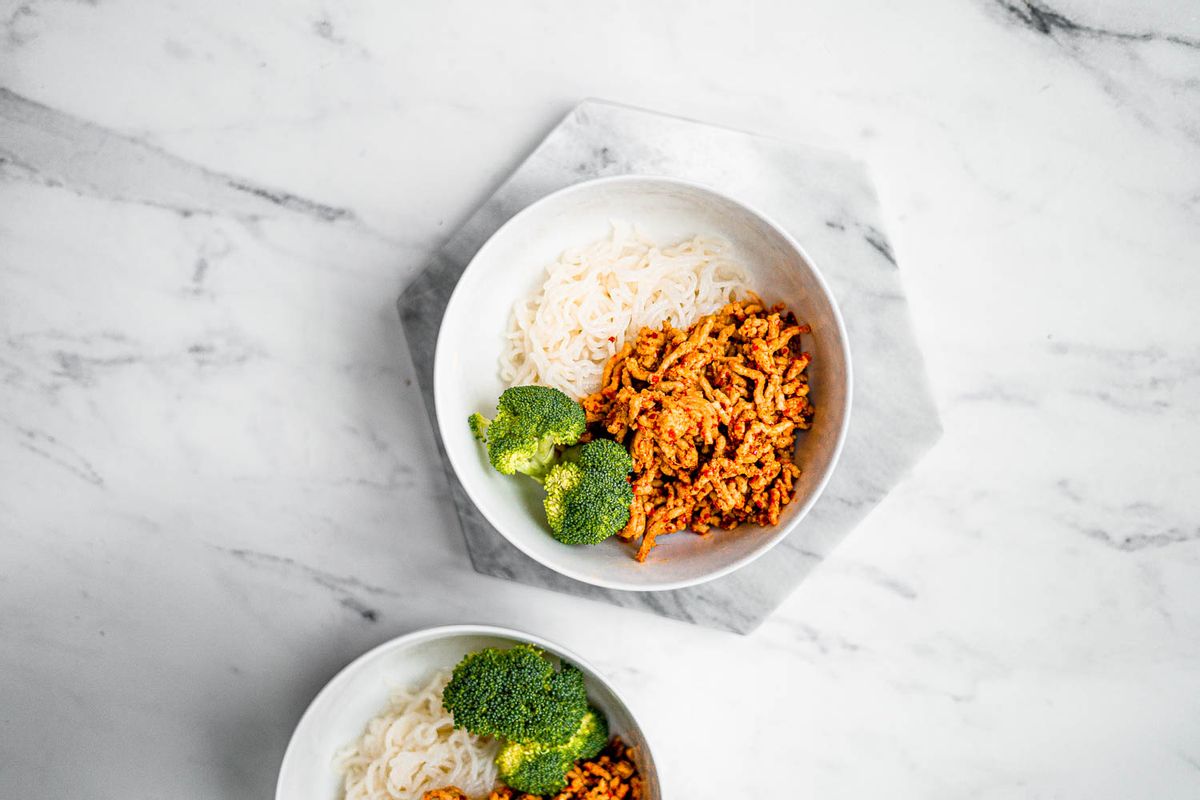 Low Carb Gochujang Pork Bowls