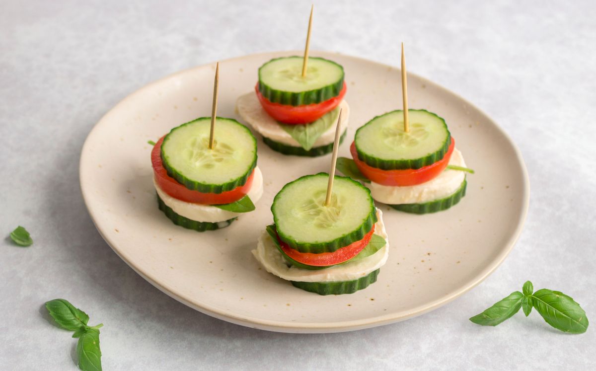 Keto Caprese Cucumber Snack Stack