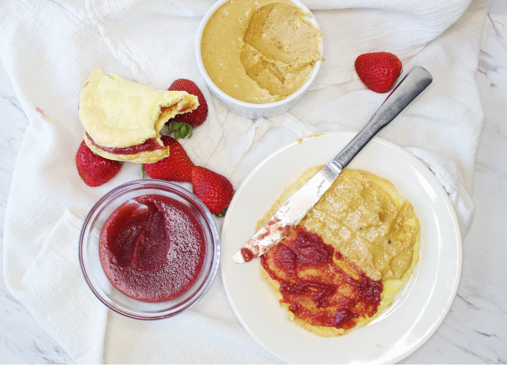 Low Carb Peanut Butter and Jelly Sandwiches