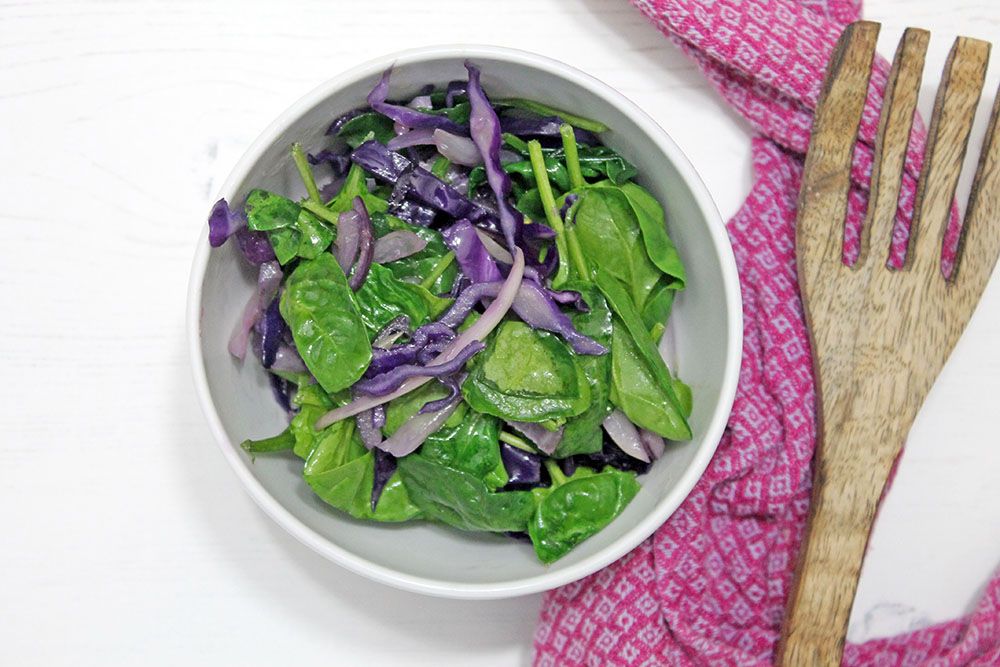 Keto Red Cabbage And Spinach Stir Fry
