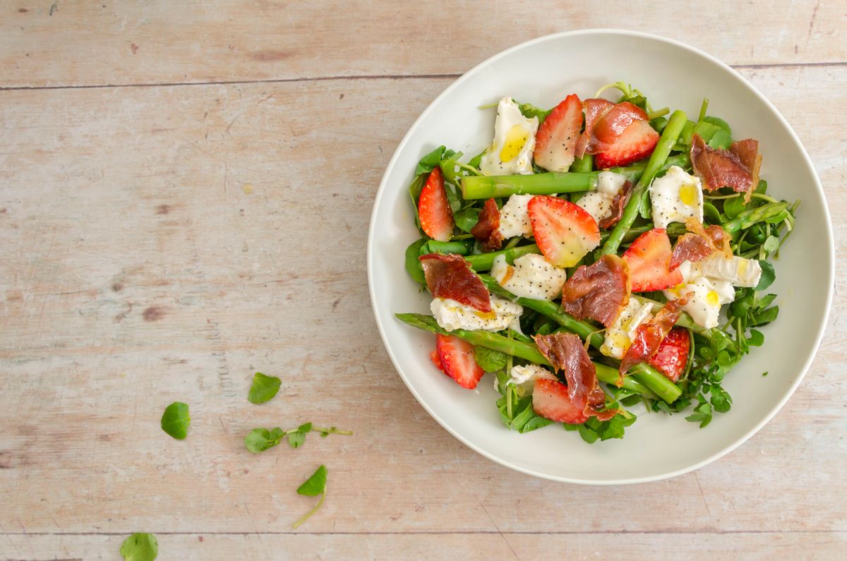 Keto Goats Cheese, Asparagus And Serrano Salad