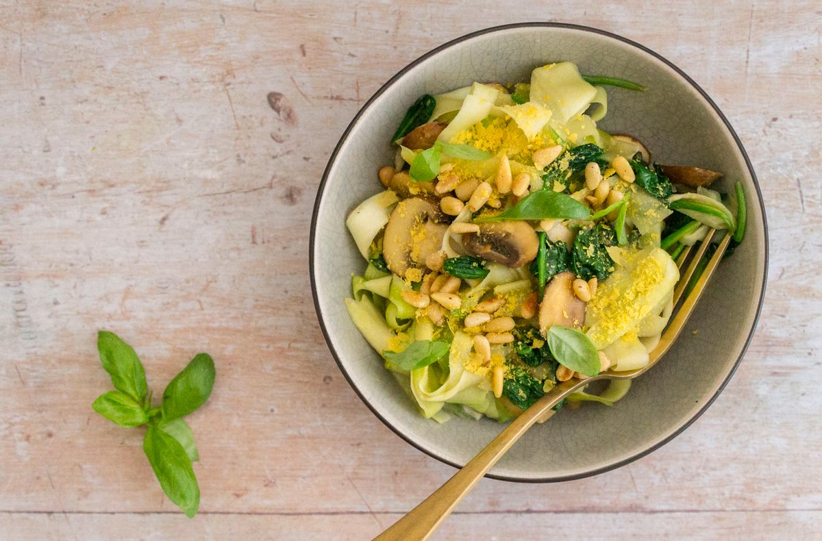 Keto Vegan Mushroom and Spinach Spaghetti