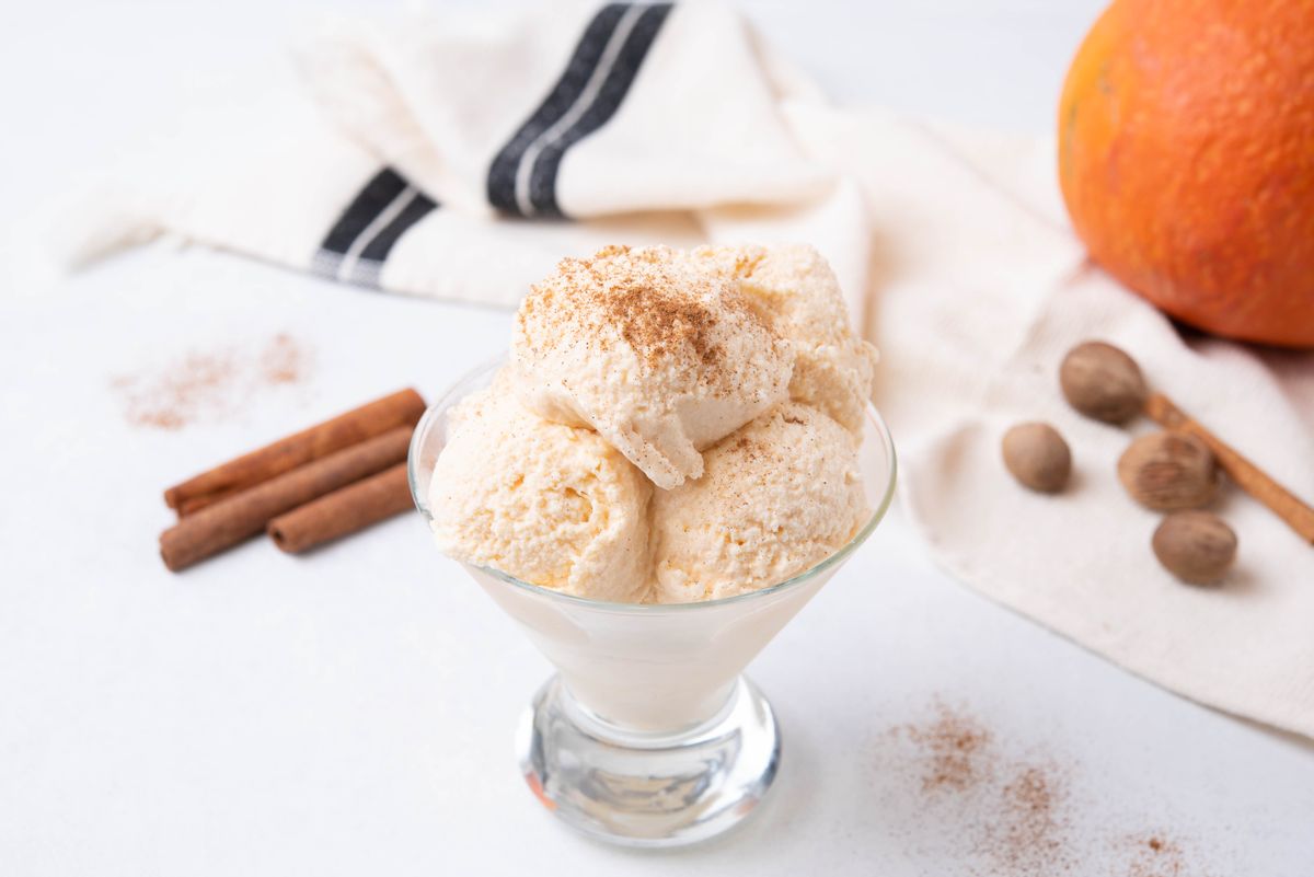 Keto Pumpkin Cheesecake Ice Cream