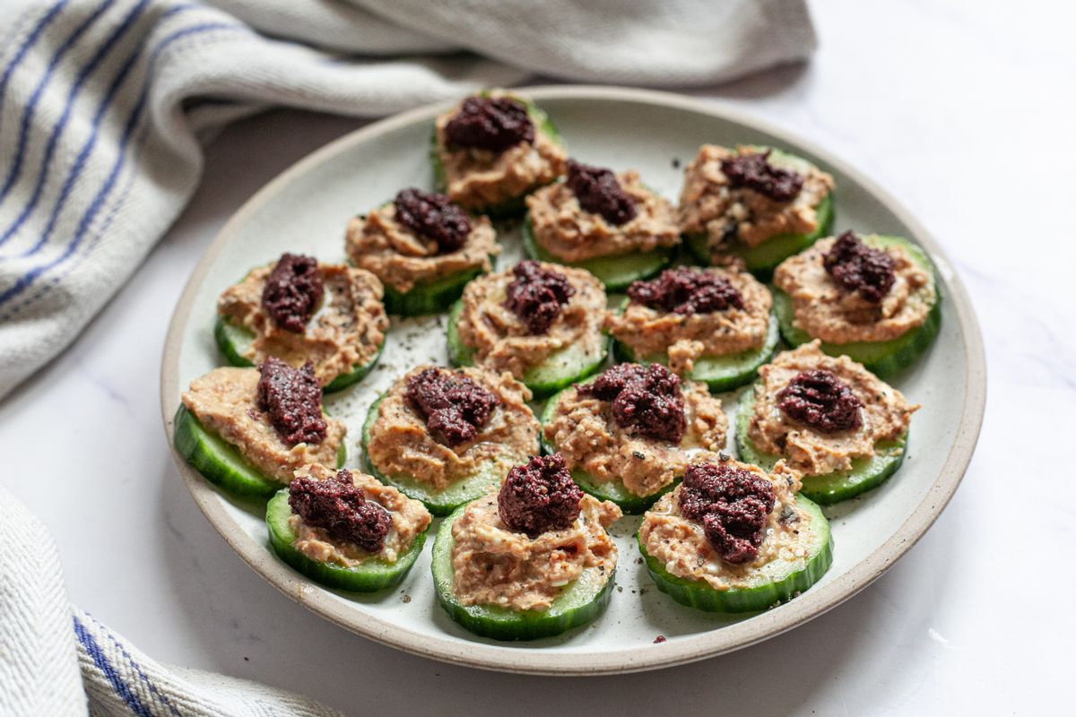 Healthy Keto Mediterranean Cucumber Slices