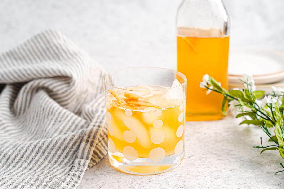 Low Carb Ginger Kombucha