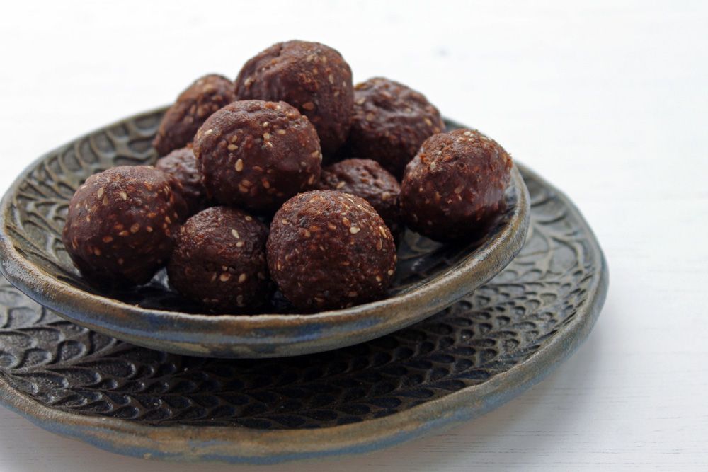 Keto Tahini Energy Balls