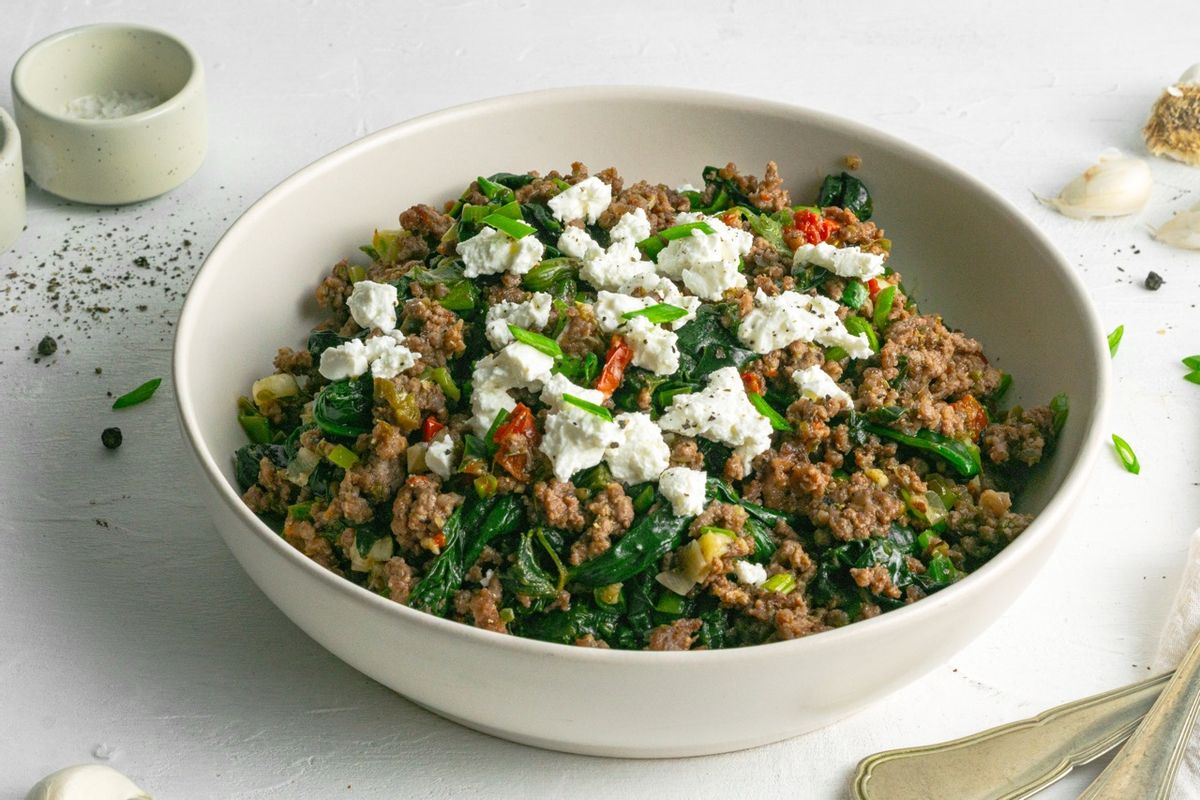 Keto One Pan Mediterranean Ground Beef Stir Fry