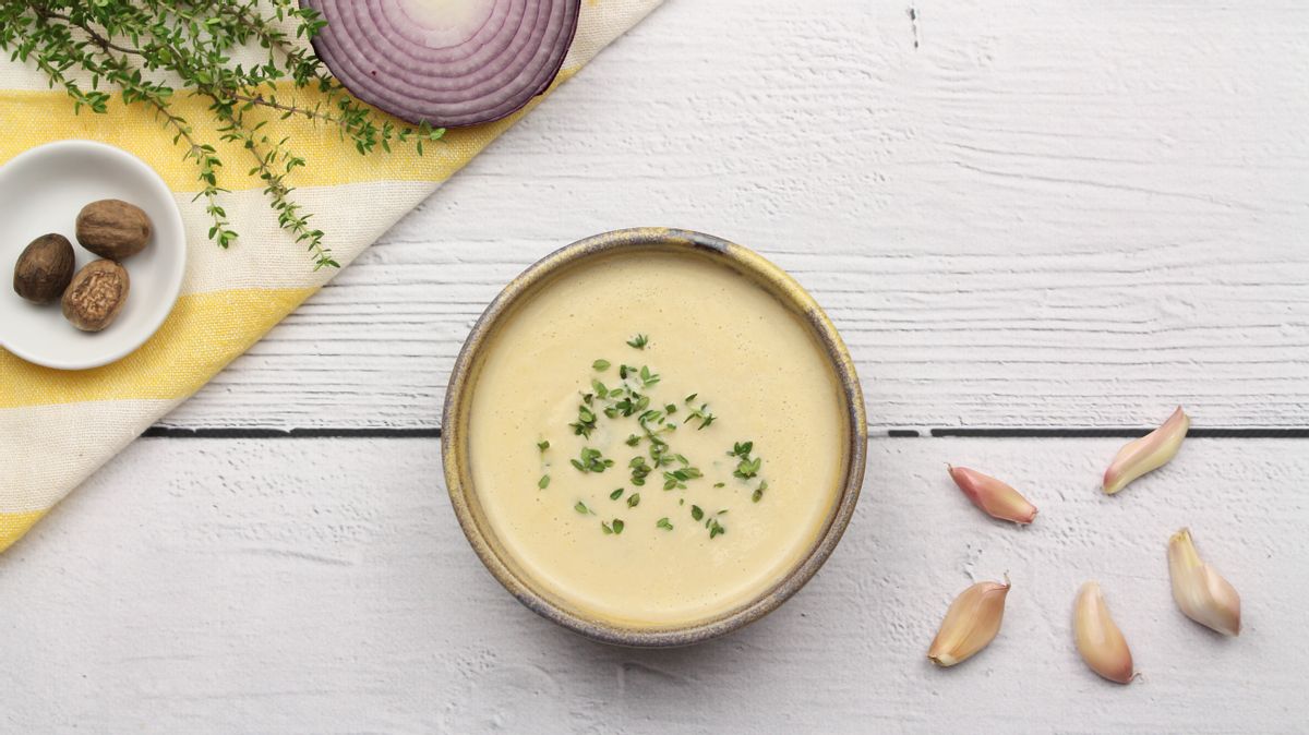 Low Carb Cauliflower Cheese Soup