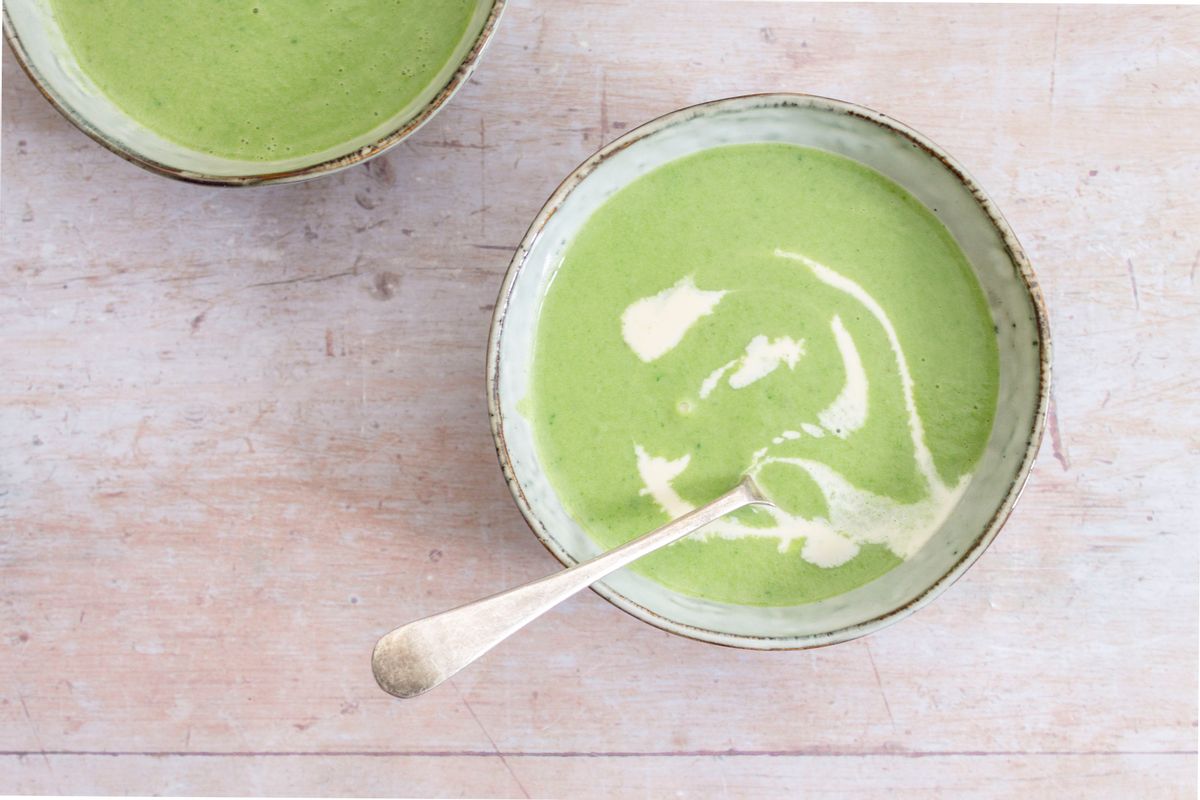 Keto Cauliflower and Spinach Soup