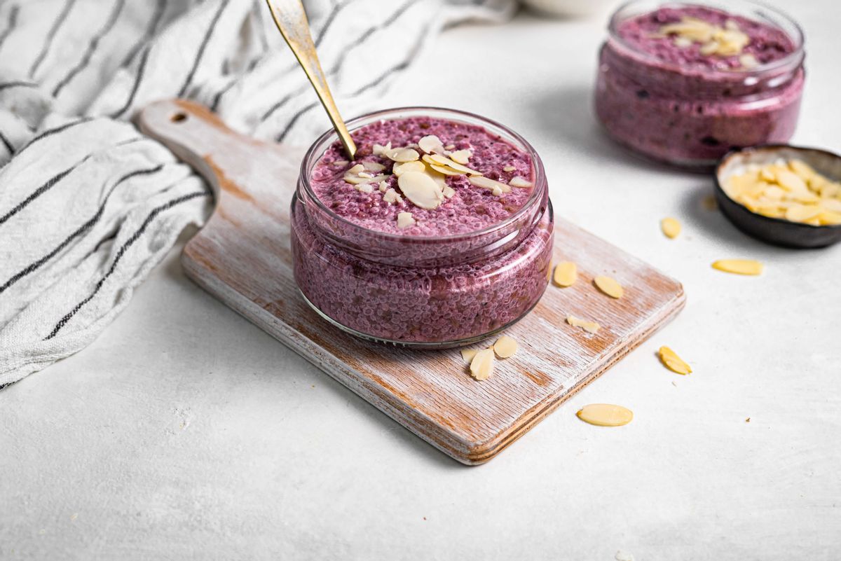 Keto Blackberry Chia Pudding