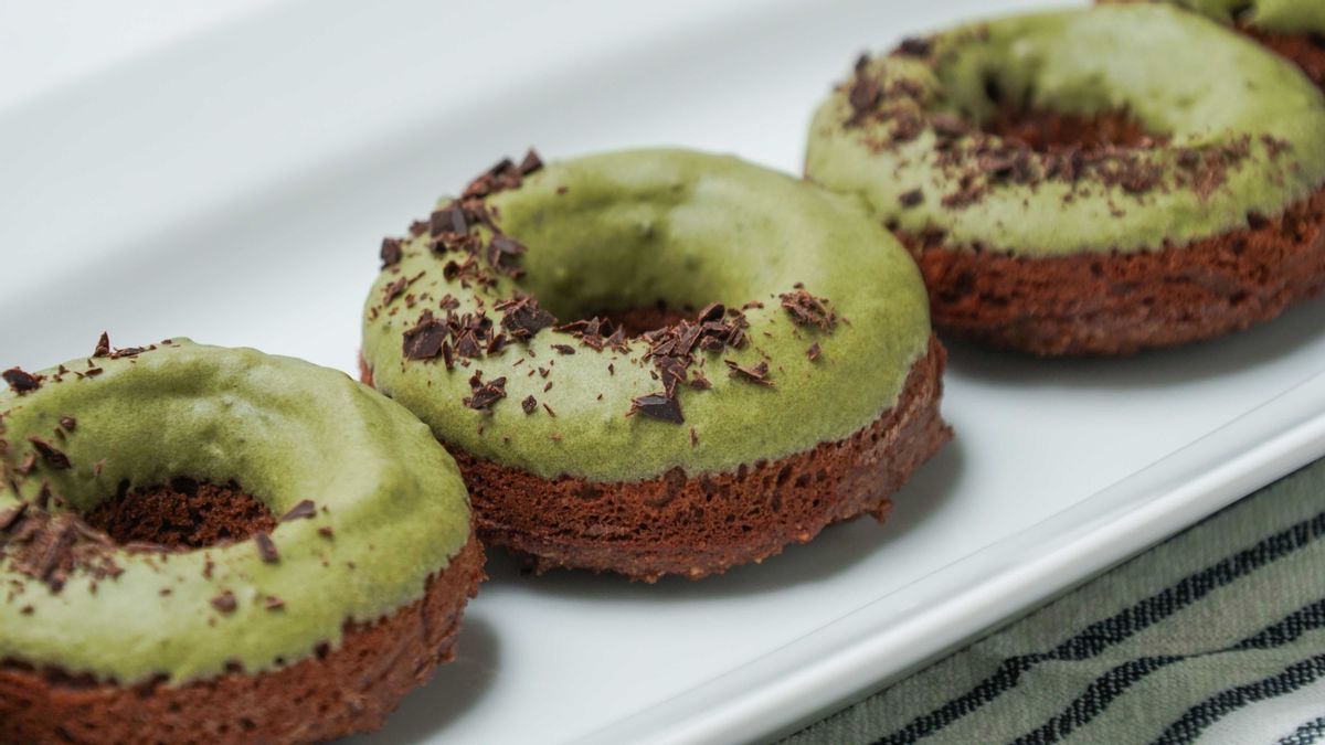 Keto Chocolate Donuts with Matcha Glaze