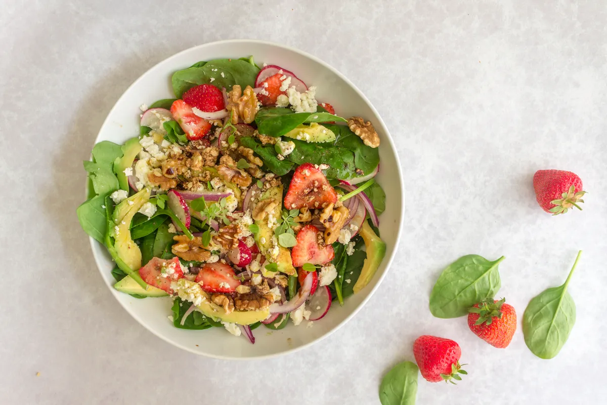 Low Carb Radish and Strawberry Salad