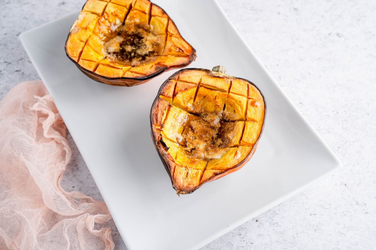 Low Carb Brown Sugar Butter Acorn Squash