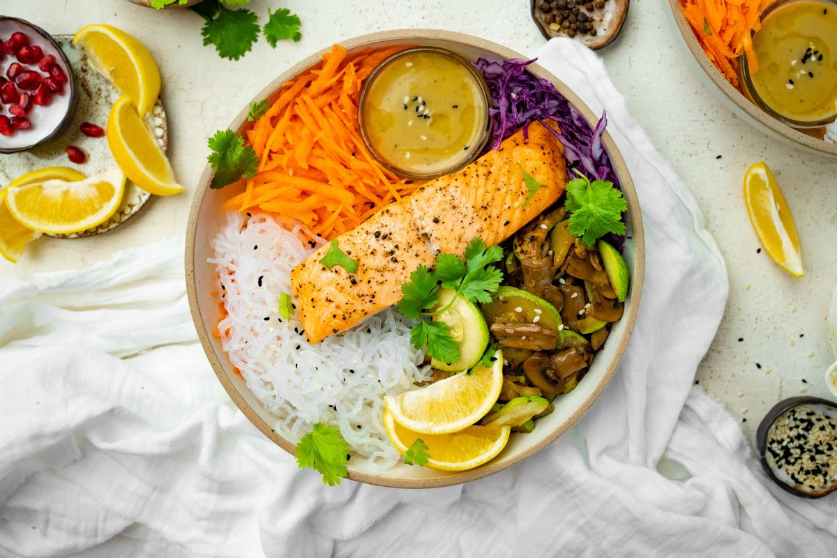 Keto Detox Salmon Noodle Buddha Bowl 