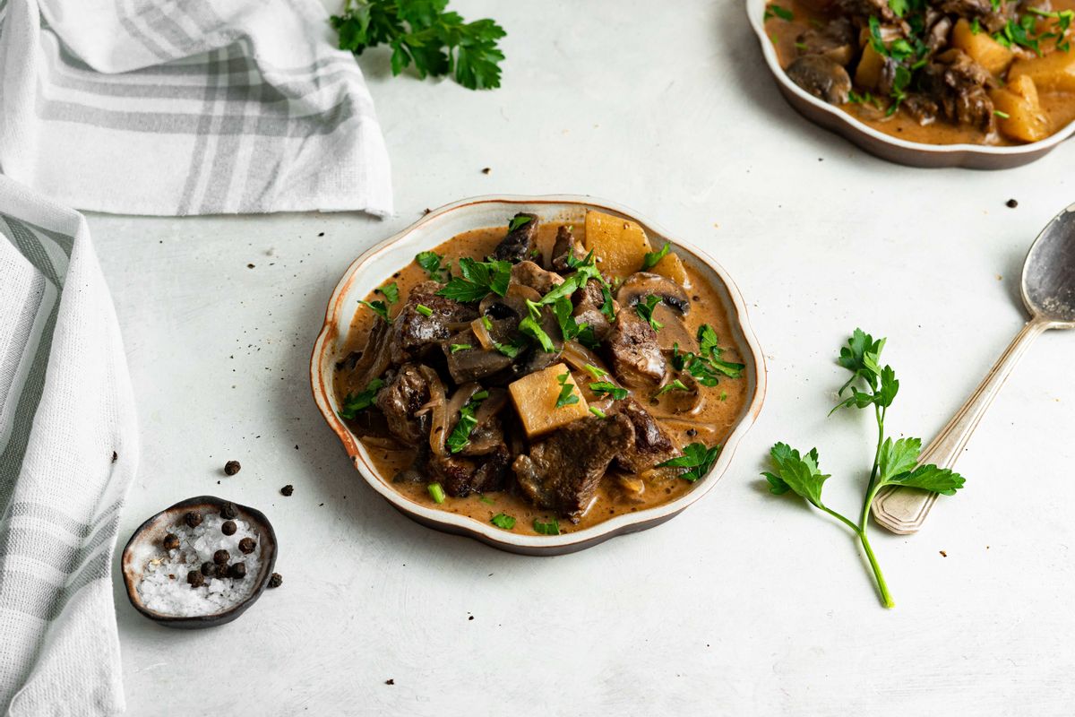 Healthy Whole Food Beef and Mushroom Crockpot Stew