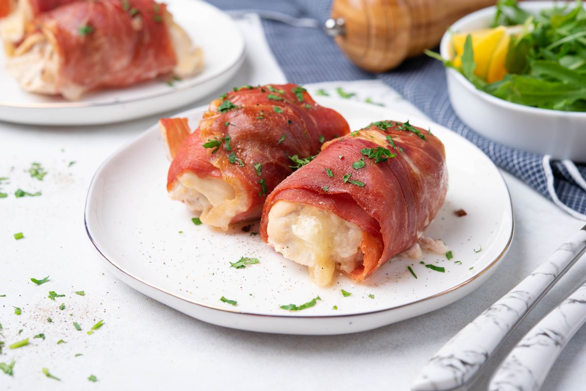 Easy Keto Cheese-Stuffed Chicken Rolls