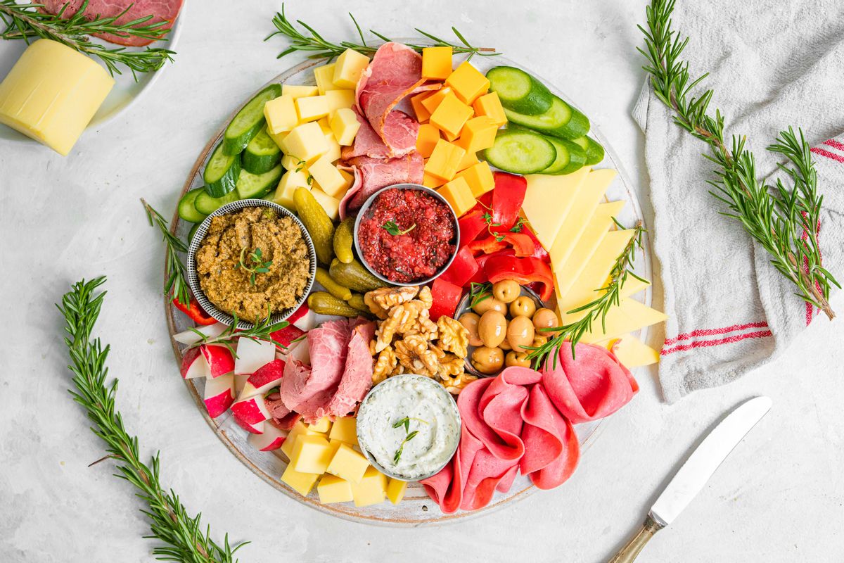 Keto Christmas Cheeseboard