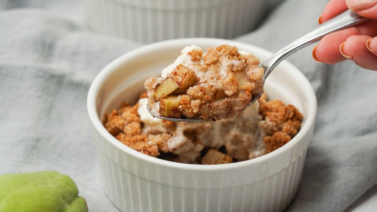 Keto “Apple” Cobbler For Two