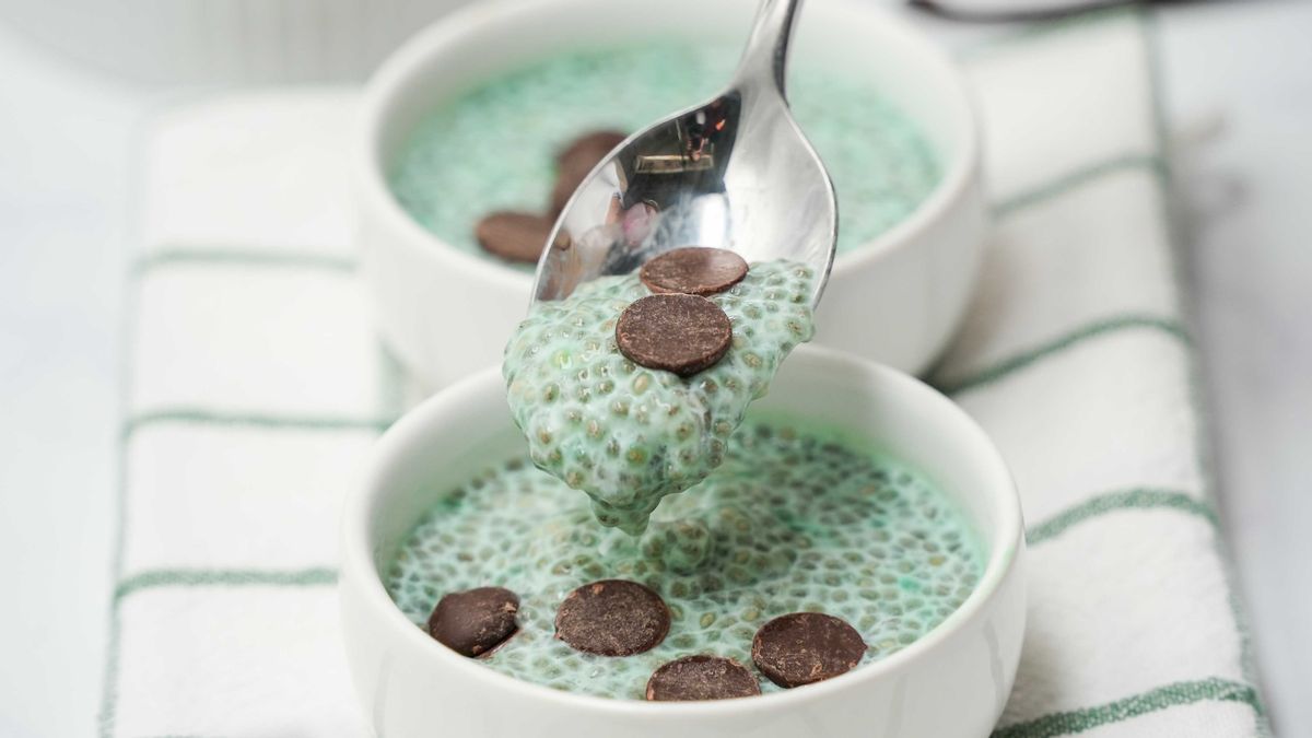 Keto Mint Chip Chia Pudding