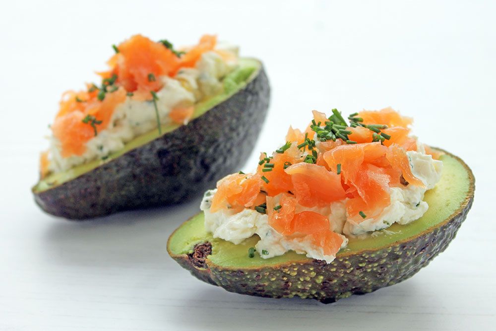 Keto Smoked Salmon And Cream Cheese Avocado Boats