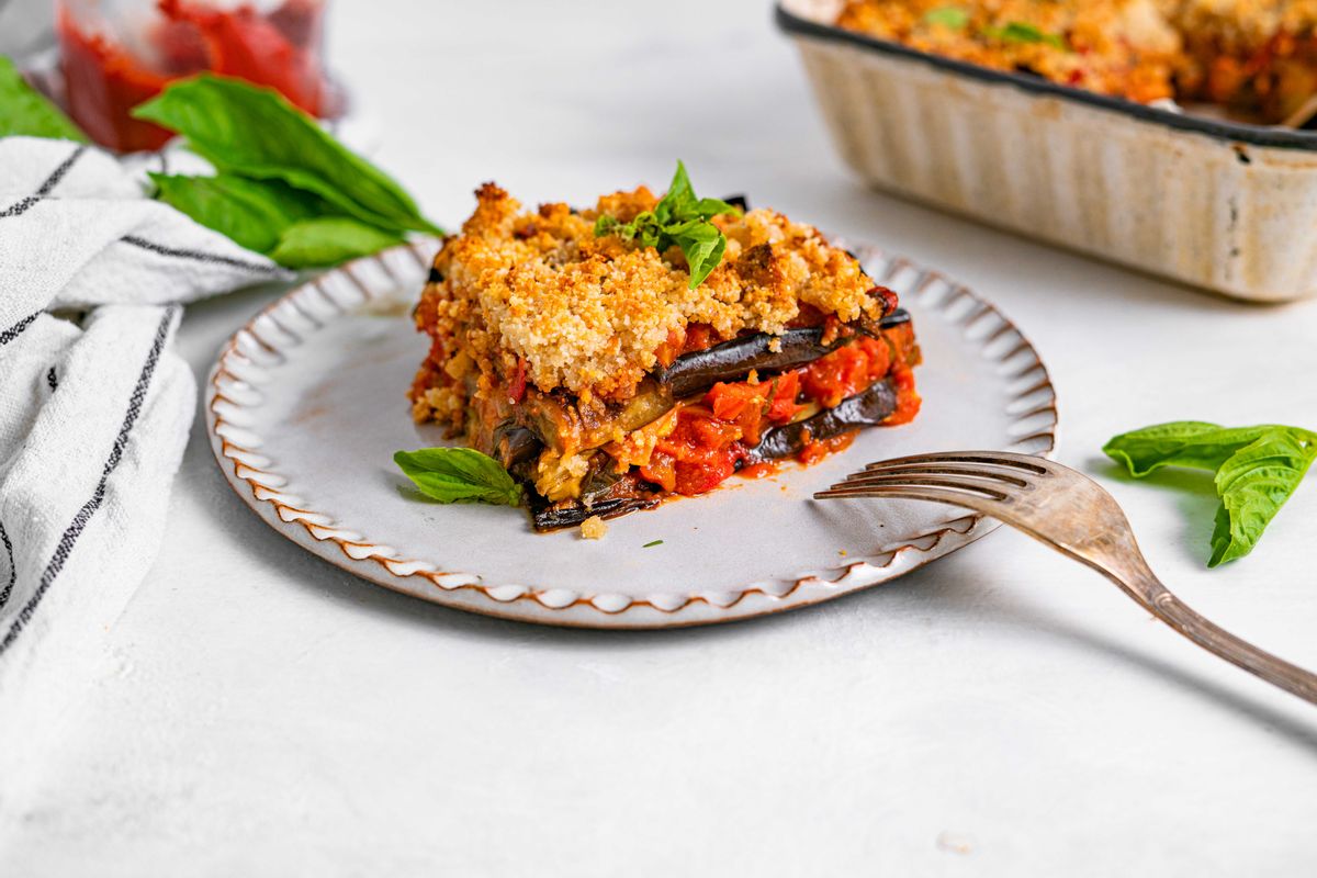 Moderate Carb Vegan Eggplant Parmesan