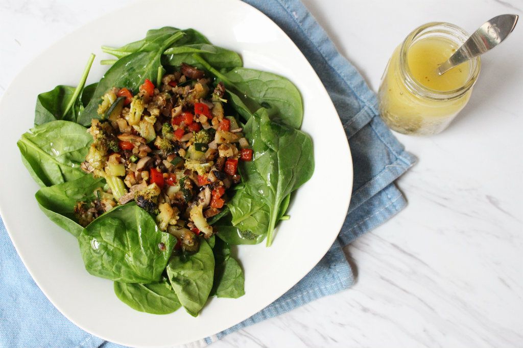 Low Carb Vegan Spinach Salad W Greek Dressing Carb Manager