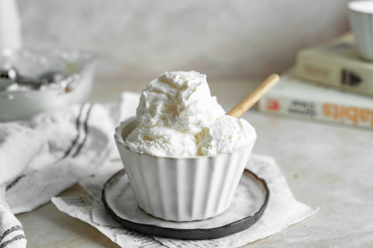 3-ingredient Vanilla Keto Ice cream