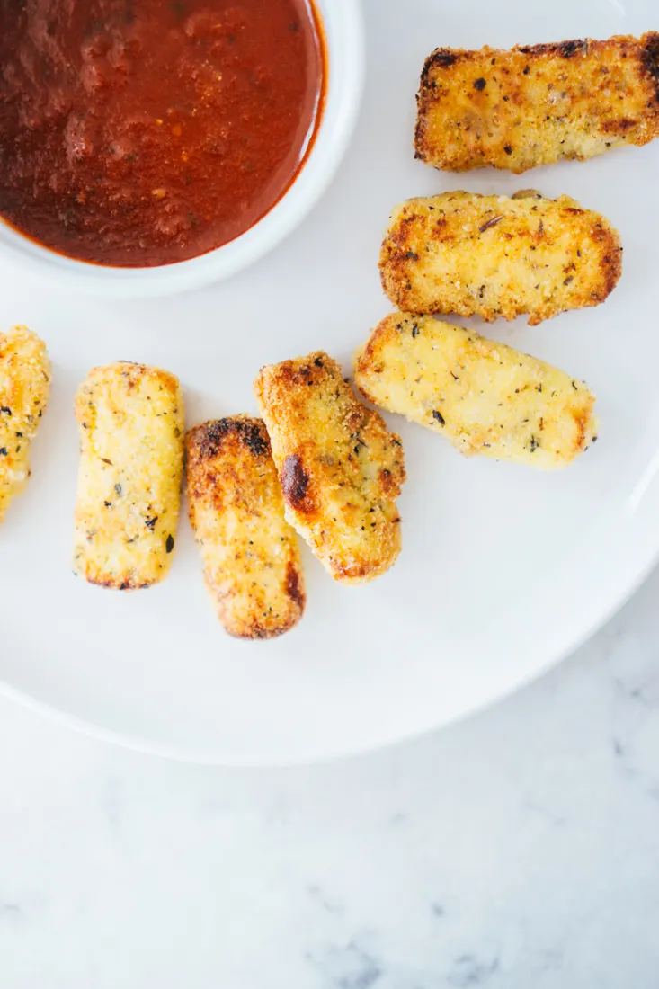 Keto Italian Mozzarella Sticks with Marinara