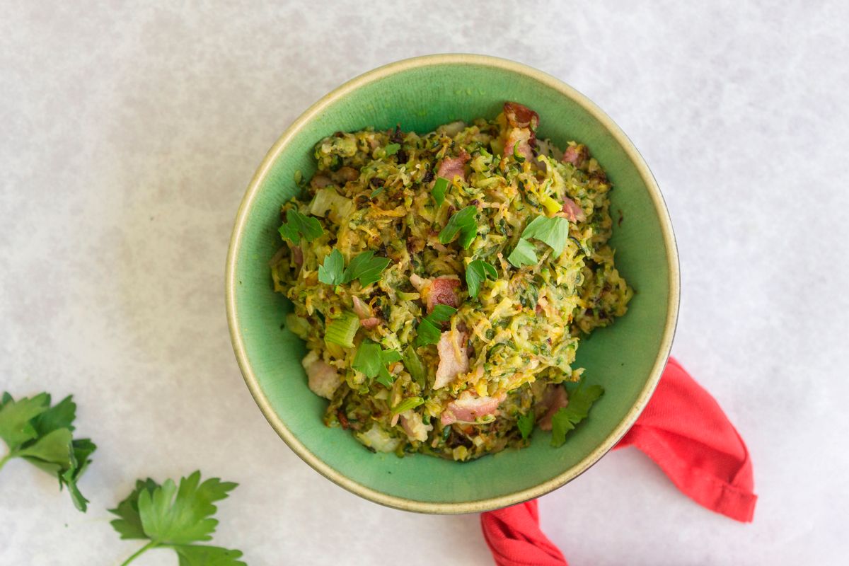 Keto Bacon, Zucchini And Radish Hash