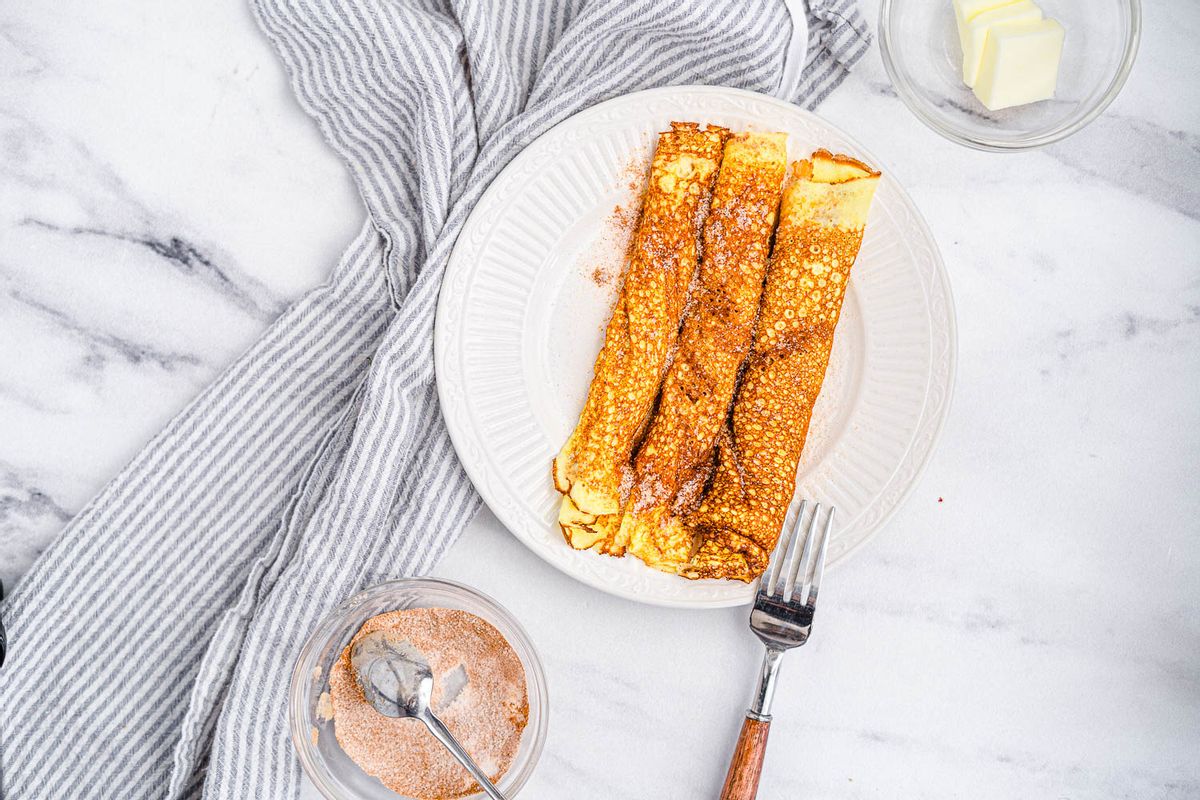 Keto Eggfast Cinnamon Sugar Crepes