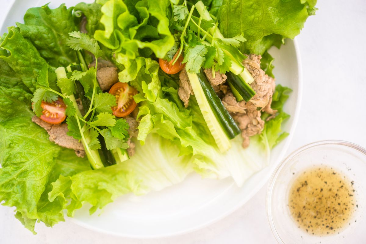 Keto Vietnamese Beef and Onion Lettuce Wraps