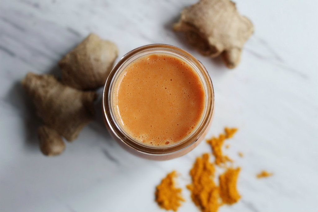 Keto 5-Ingredient Turmeric Smoothie