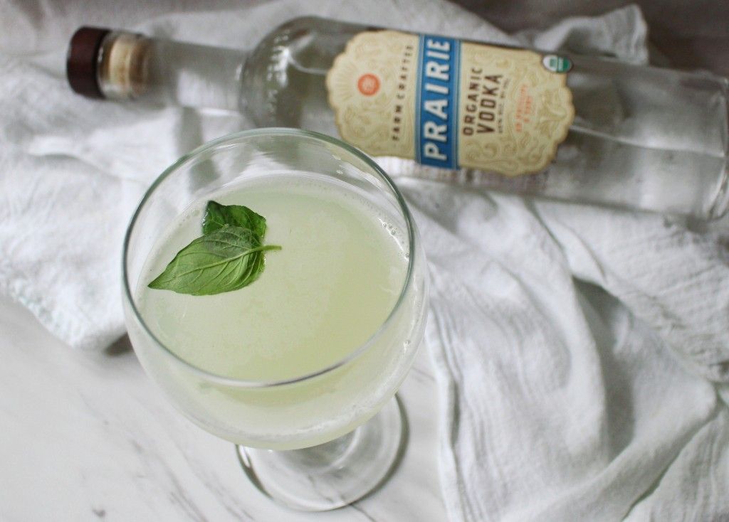 Keto Vodka Gimlet