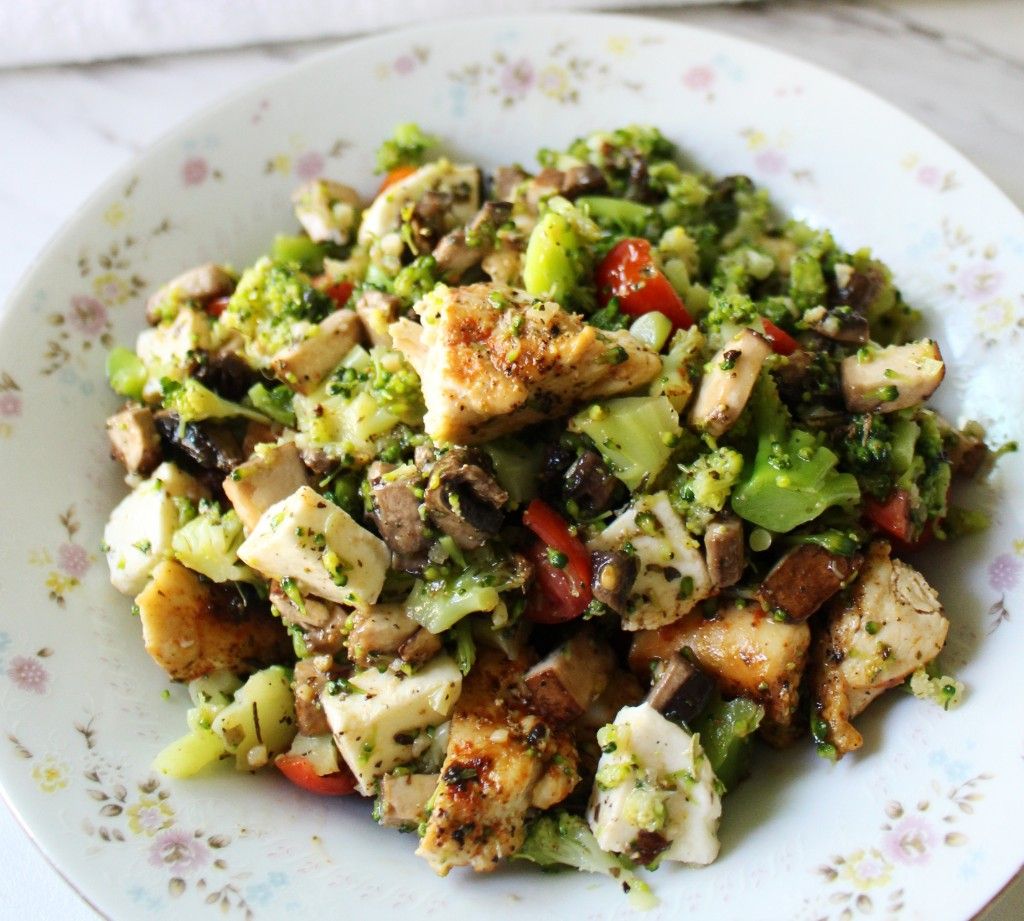 Keto Cold Italian Broccoli Salad with Chicken