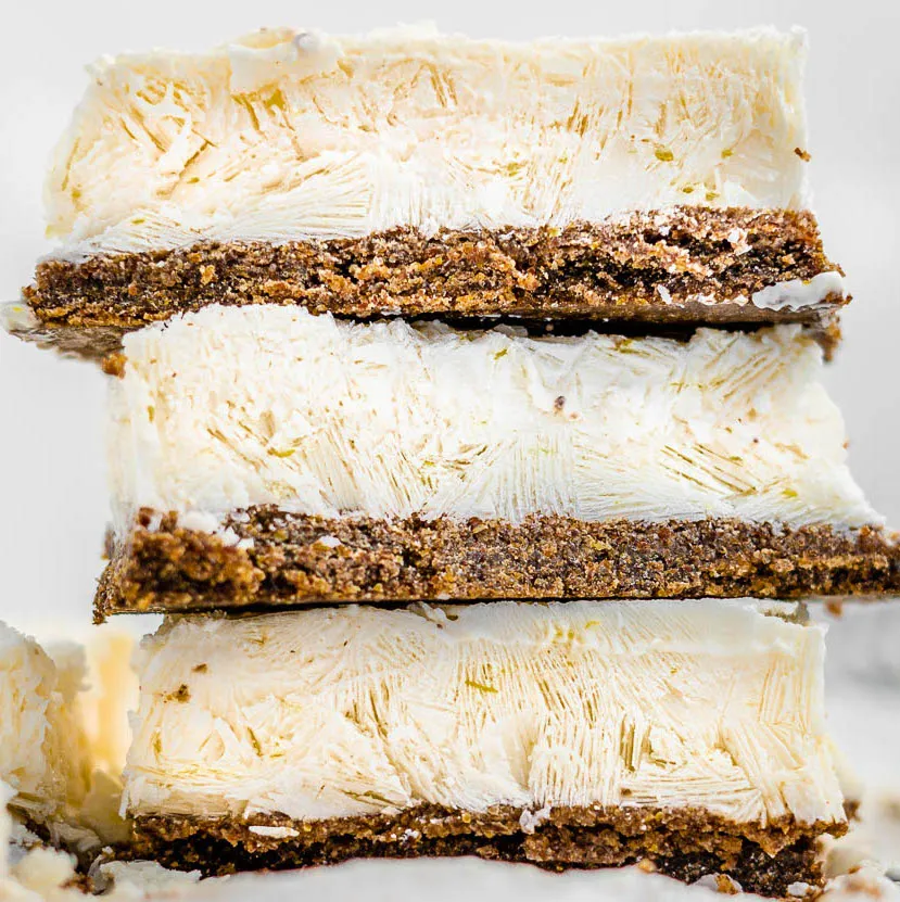 Keto Frozen Lemon Yogurt Bars