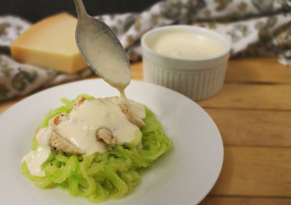 Low Carb Chicken Alfredo Zoodles