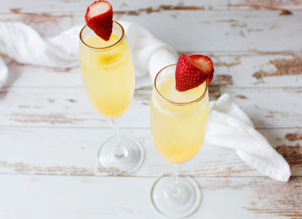 Peach Bellini Martini Recipe - With Champagne - An Absolute Bliss