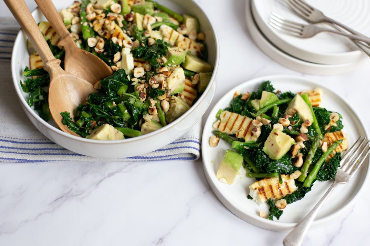 Keto Avocado Salad with Asparagus, Kale and Halloumi