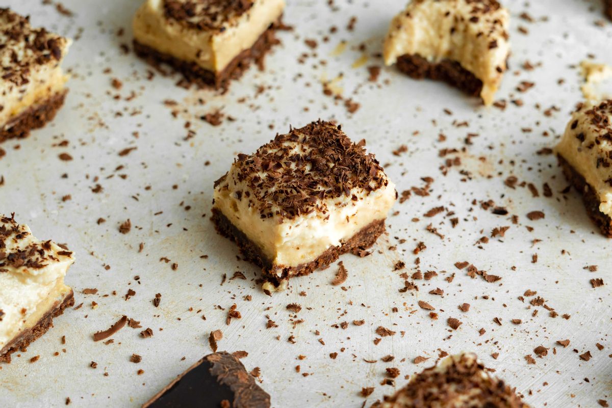 Keto Chocolate Peanut Butter Vegan Cheesecake Bites