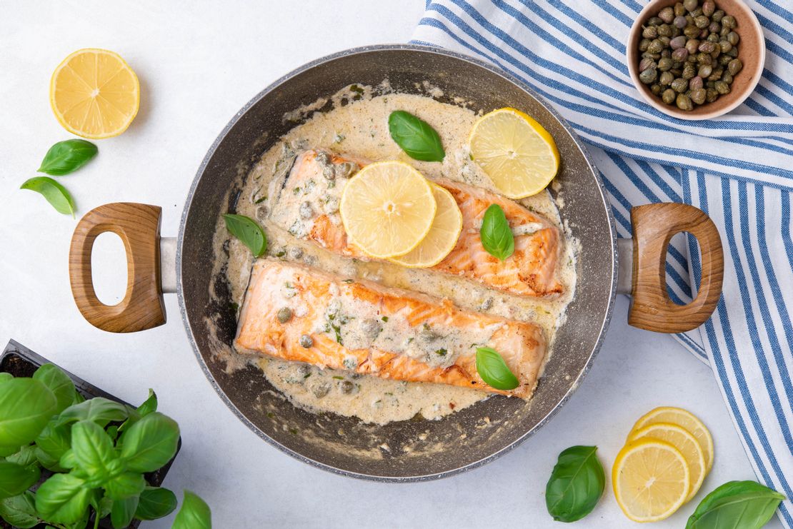 Salmon Fillets in White Wine Sauce Carb Manager