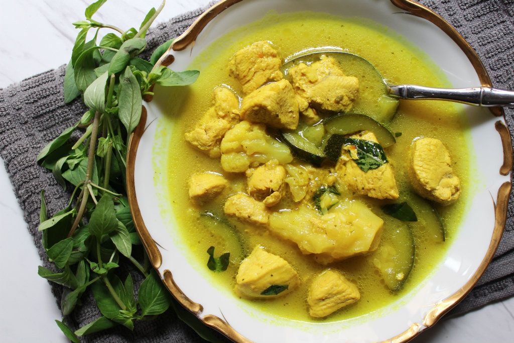 Low Carb Yellow Chicken Curry