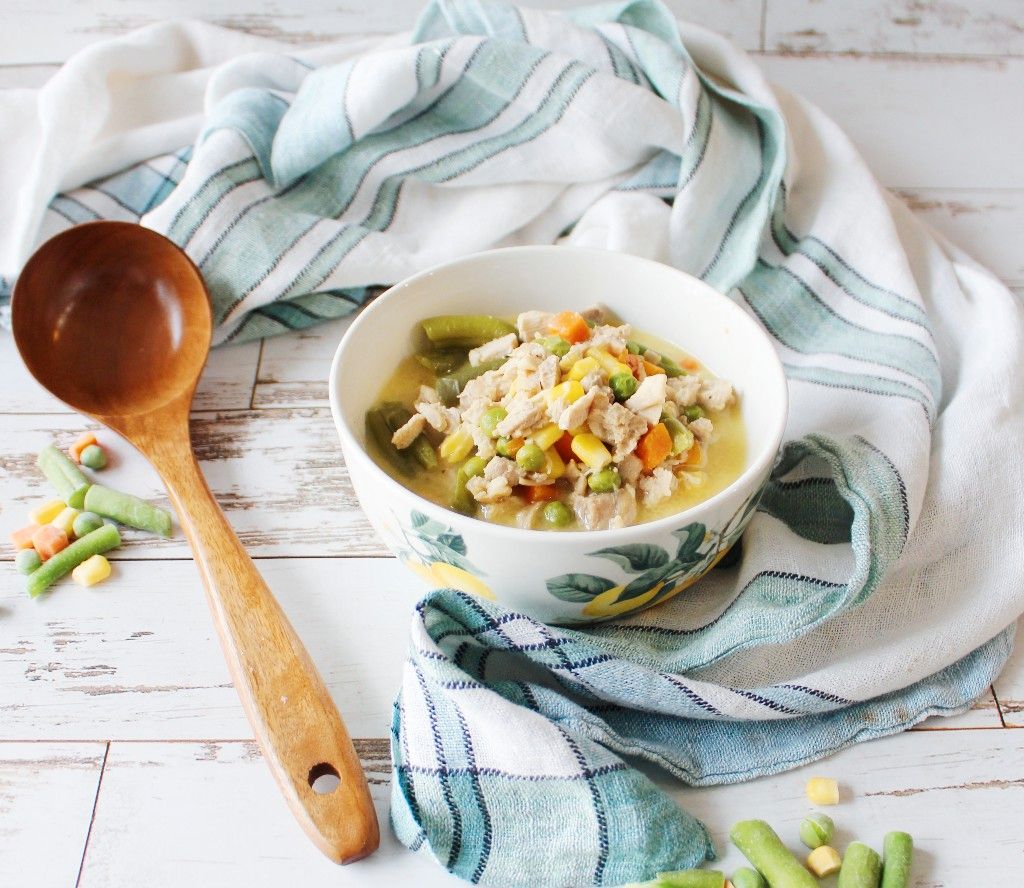 Paleo Low Carb Chicken Pot Pie Soup