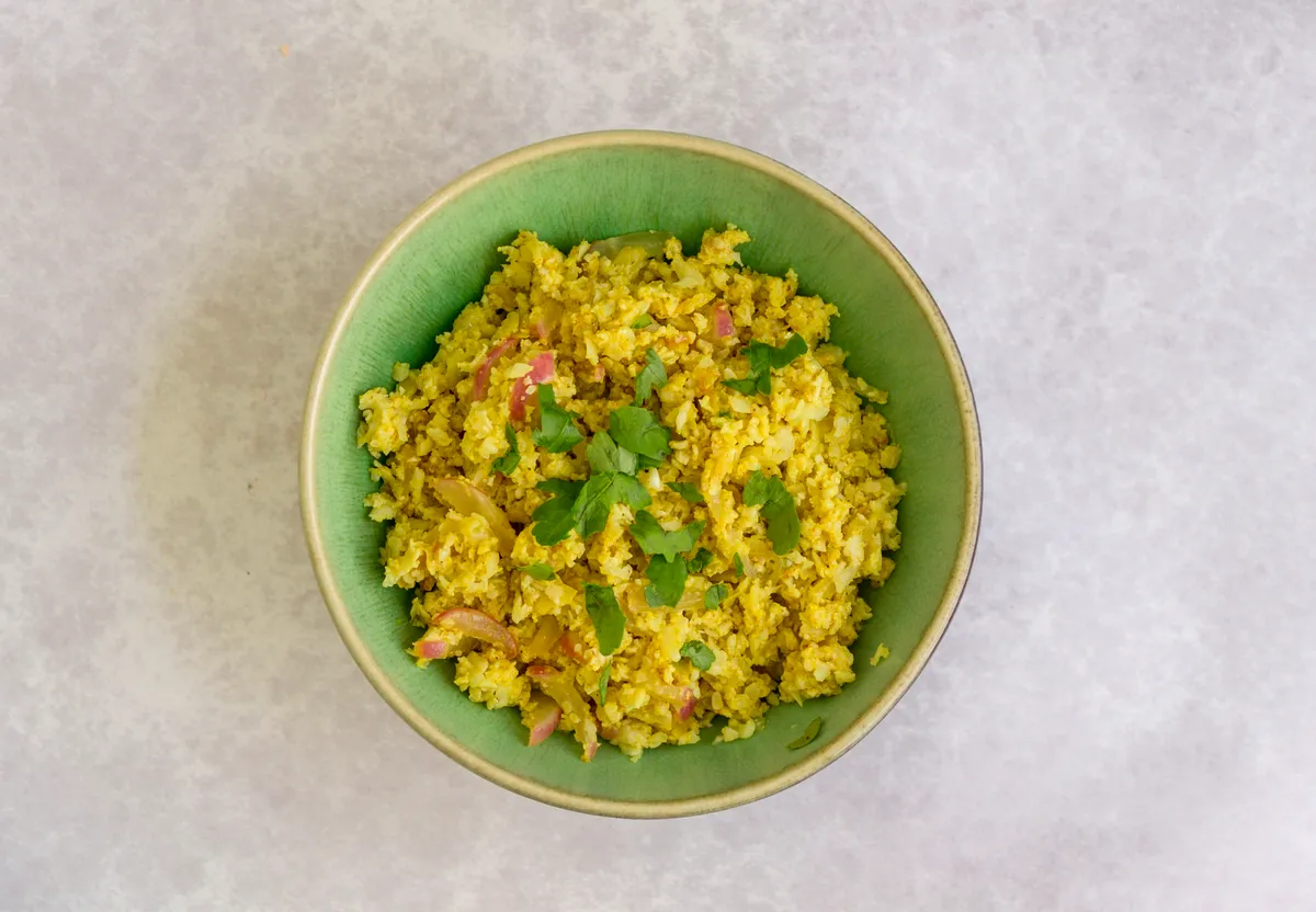 Keto Curried Egg Fried Rice With Radishes